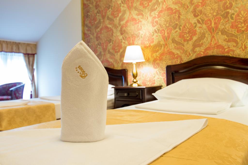 Pensiunea Oscar Focşani Chambre photo